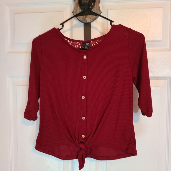 Ransom Woman's Quarter Sleeve Blouse, Size: Large Color: Red - Picture 2 of 14